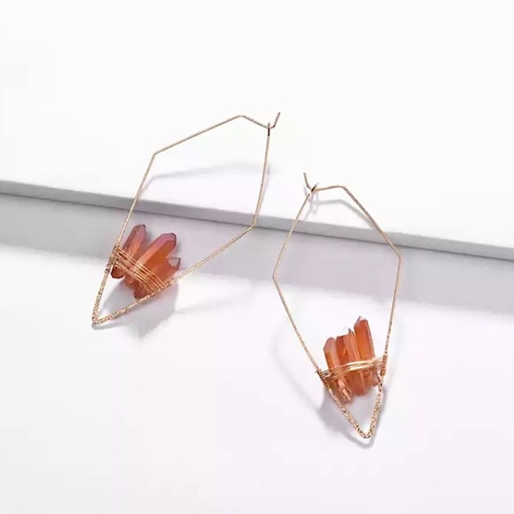 Bohemian Quartz Crystal Elegant Wire Hoop Earring - Picture 14 of 16